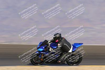 media/Dec-17-2022-SoCal Trackdays (Sat) [[224abd9271]]/Turn 12 Inside Distant (1025am)/